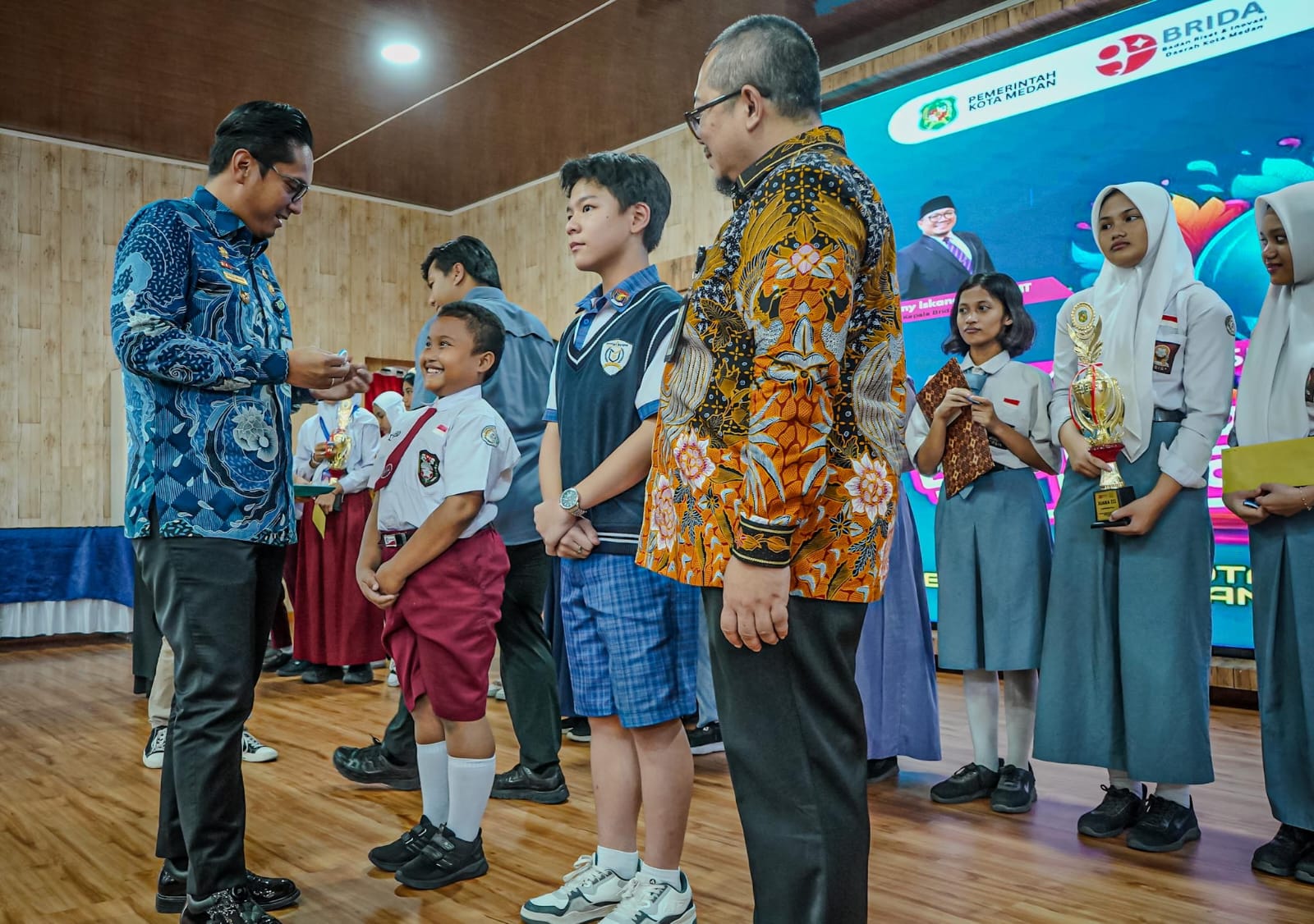 Rico Waas: LKTI Ruang Berkontribusi Gagasan dan Riset bagi Generasi Muda