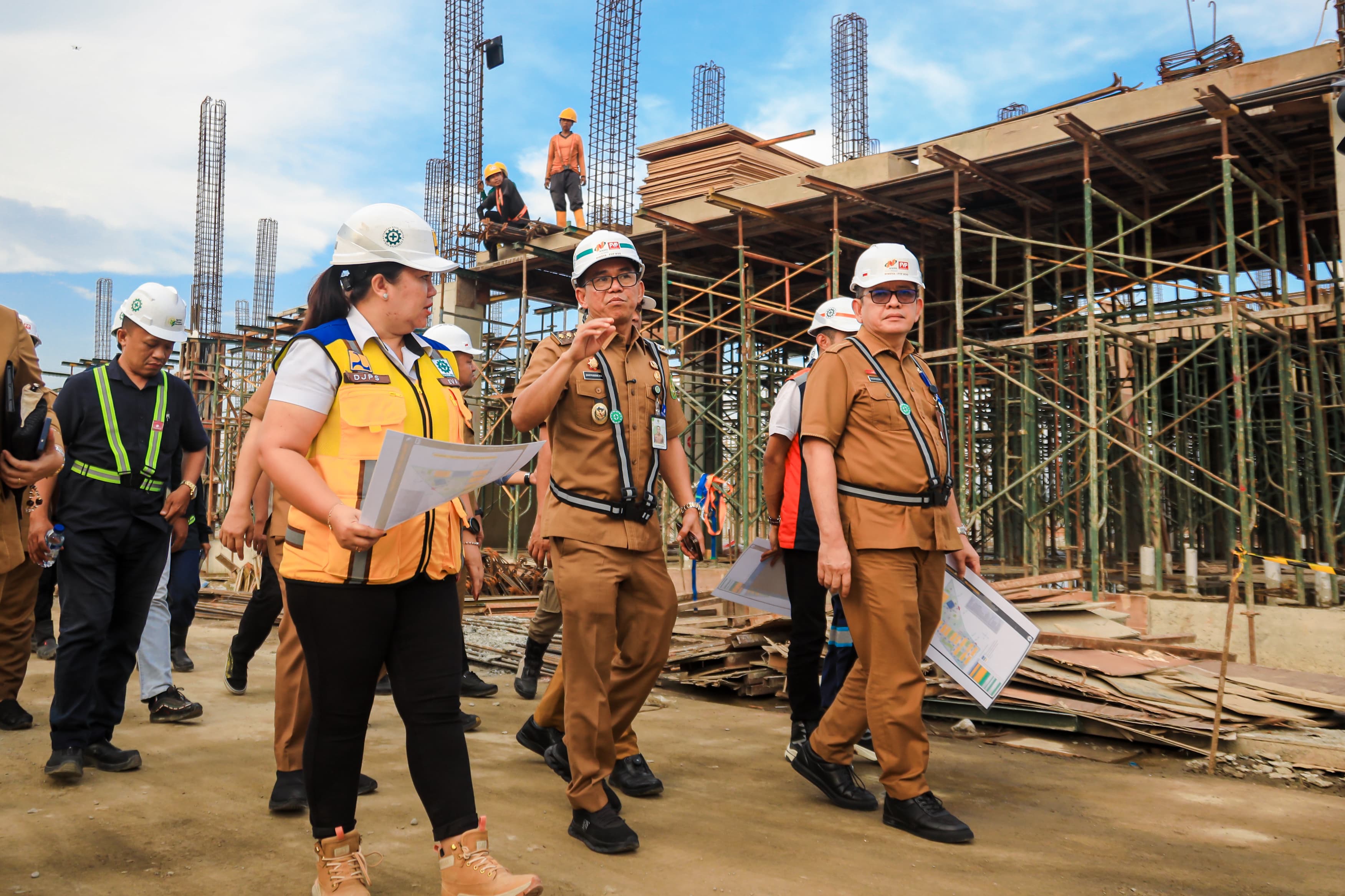 Tinjau Pembangunan Sekolah Rakyat, Zakiyuddin Harahap Tekankan Percepatan dan Koordinasi Lintas Sektor